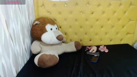 Snapshot of moniquehick chatting on 01.13.25 Monica online show from 01.13.25