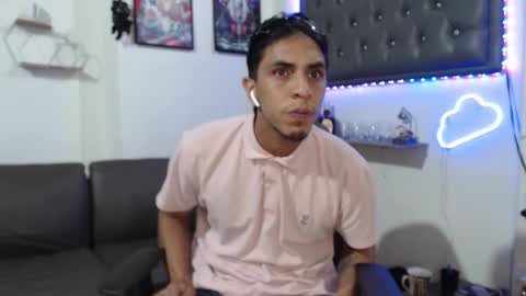 Snapshot of monkey_uchiha77 chatting on 02.23.25 simon dice online show from 02.23.25