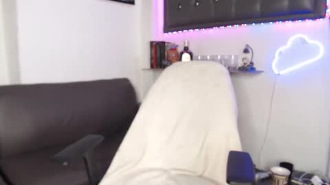 Snapshot of monkey_uchiha77 chatting on 03.08.25 simon dice online show from 03.08.25