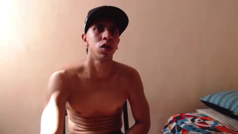 Snapshot of monkey_uchiha77 chatting on 09.09.25 simon dice online show from 09.09.25