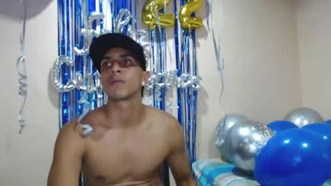 Snapshot of monkey_uchiha77 chatting on 09.13.25 simon dice online show from 09.13.25