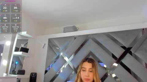 Snapshot of monroe_glez05 chatting on 02.17.26 Marilyn online show from 02.17.26