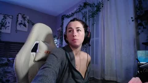 Lydia Mooney online show from 12.28.24