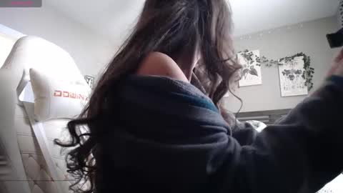 Lydia Mooney online show from 12.31.24