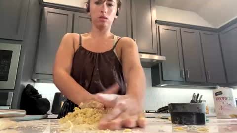 Lydia Mooney online show from 07.21.26