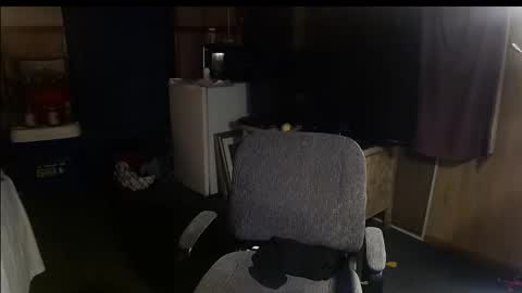 Snapshot of montana6897 chatting on 02.10.25 Kingalby817 online show from 02.10.25