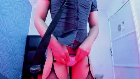 Snapshot of monthiee chatting on 09.09.25 monthiee online show from 09.09.25