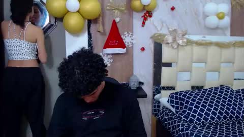 moon_and_fire_ online show from 11.19.25