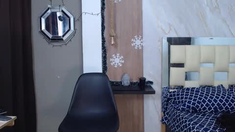 moon_and_fire_ online show from 01.14.26