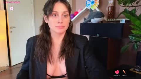 Luna  online show from 04.21.26