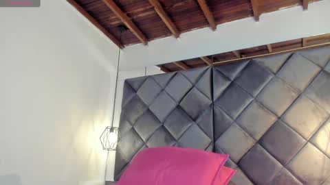 Luna  online show from 11.08.25