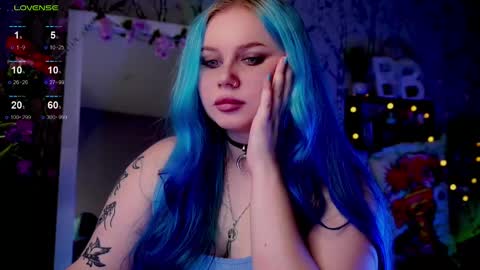 Emilia online show from 02.13.25