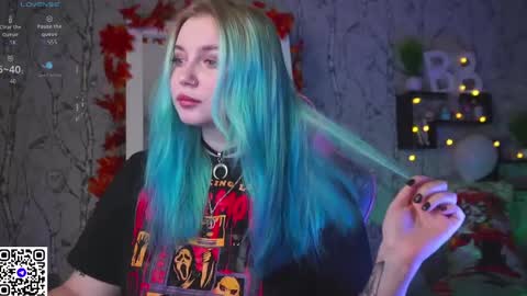 Emilia online show from 09.12.25