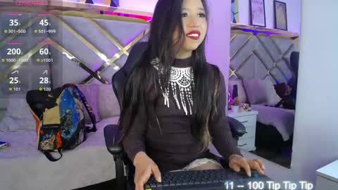 Snapshot of moon_water__ chatting on 04.21.26 Moon Water online show from 04.21.26
