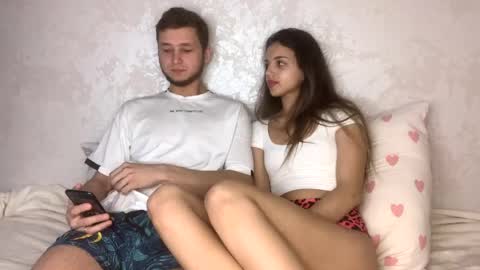 Snapshot of moonbabycouple chatting on 05.07.26 Dan and Kate online show from 05.07.26