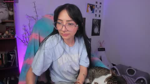 MOON  online show from 02.12.26