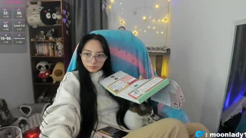 MOON  online show from 03.31.26