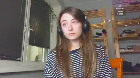 Snapshot of moonlight__lovers chatting on 11.16.25 Dana online show from 11.16.25