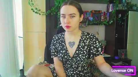 Snapshot of moonlight_sonataa chatting on 05.16.26 moonlight_sonataa online show from 05.16.26