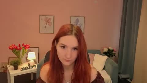 Snapshot of moonnflower chatting on 07.26.26 Kristina online show from 07.26.26