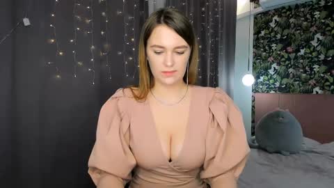 Monica online show from 02.14.25