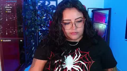 Snapshot of moonsunflower chatting on 11.24.25 luna online show from 11.24.25