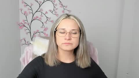 Susanna online show from 01.11.26