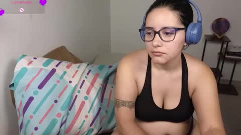 Snapshot of moonwoman_ chatting on 02.28.26 Moon Woman online show from 02.28.26