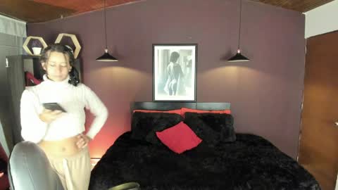 Michelle online show from 04.06.26