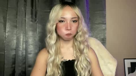 Snapshot of morayta_illy chatting on 07.24.26 Haily online show from 07.24.26