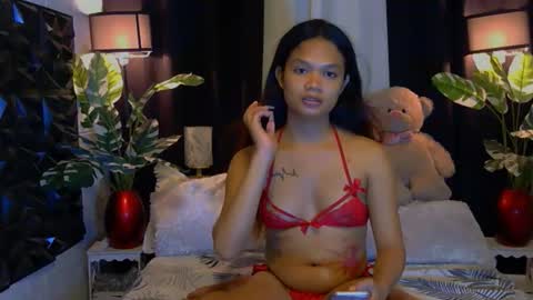 Snapshot of morena_cockts chatting on 09.24.25 rondina online show from 09.24.25