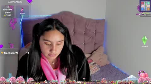 Snapshot of morena_rodriguez_9 chatting on 10.18.25 morena_rodriguez_9 online show from 10.18.25