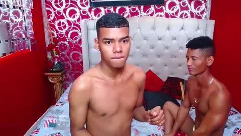 Snapshot of morenoblack23cm chatting on 01.21.25 duohot23 online show from 01.21.25