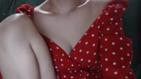 Snapshot of moreza99 chatting on 01.12.25 monika online show from 01.12.25