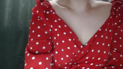 Snapshot of moreza99 chatting on 05.18.26 monika online show from 05.18.26