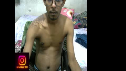 Snapshot of moso999 chatting on 10.19.25 moso999 online show from 10.19.25