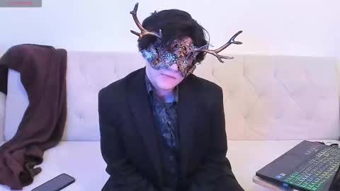 Snapshot of mossprince chatting on 09.15.25 Cernos online show from 09.15.25