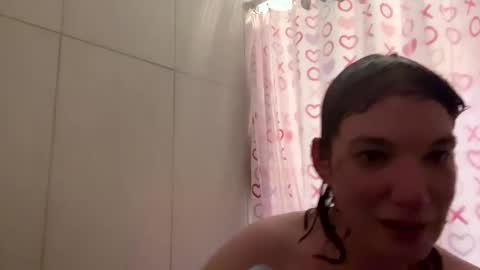 Mossy Mommy online show from 02.14.25