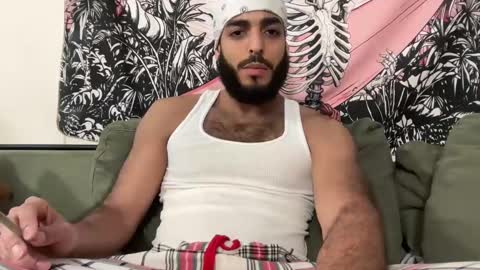 Snapshot of mountaiden chatting on 03.11.25 mountaiden online show from 03.11.25