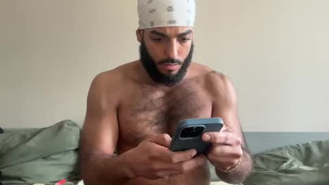 Snapshot of mountaiden chatting on 09.21.25 mountaiden online show from 09.21.25