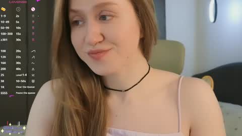 Snapshot of mowalova chatting on 04.30.26 Ivy online show from 04.30.26