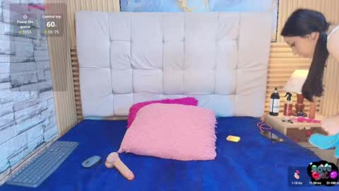moxiemonclairpri online show from 07.18.26