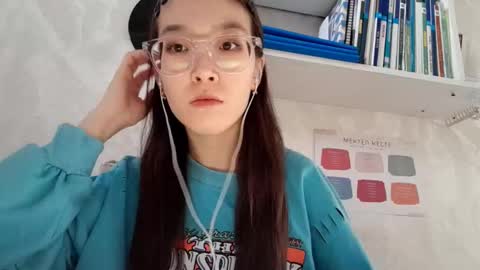 Karla online show from 11.25.25