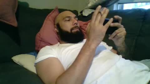 Mr8 online show from 11.28.25