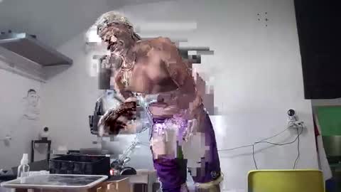 Snapshot of mr_afelix chatting on 11.01.25 Mr. AFelix online show from 11.01.25