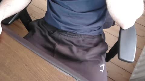 mr_magnum20 online show from 03.12.25