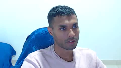 Max online show from 04.22.26