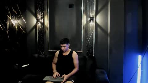 Snapshot of mr_maximo chatting on 09.15.25 mr_maximo online show from 09.15.25