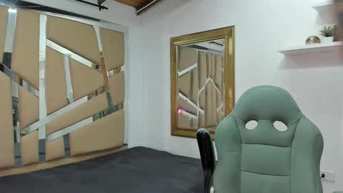 MIKEE online show from 02.16.25