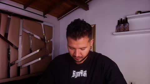 MIKEE online show from 10.01.25